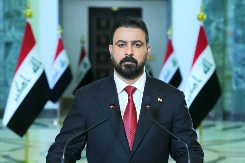 الحكومة العراقية تعلن الحداد العام لثلاثة أيام إثر رحيل المرجع الديني محمد إسحاق الفياض