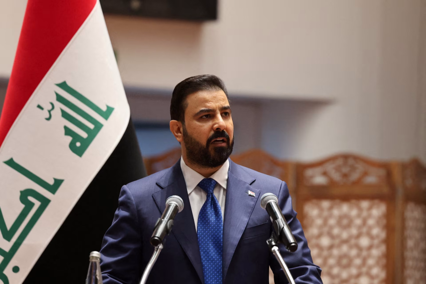 رئيس مجلس الوزراء يؤكد تأمين رواتب الموظفين ويعلن عن خطط لتوسيع مسارات تصدير النفط