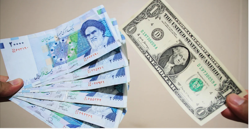 التومان الإيراني يواصل الهبوط متجاوزاً حاجز 230 ألفاً للدولار مع تصاعد التوتر العسكري