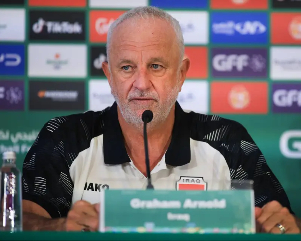 أرنولد: جئنا إلى جدة بطموح المنافسة على لقب البطوله