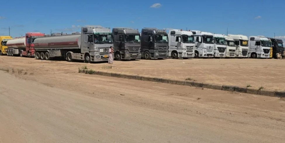 First Fuel Shipments Begin Moving from Syria to Iraq Through Border Crossings