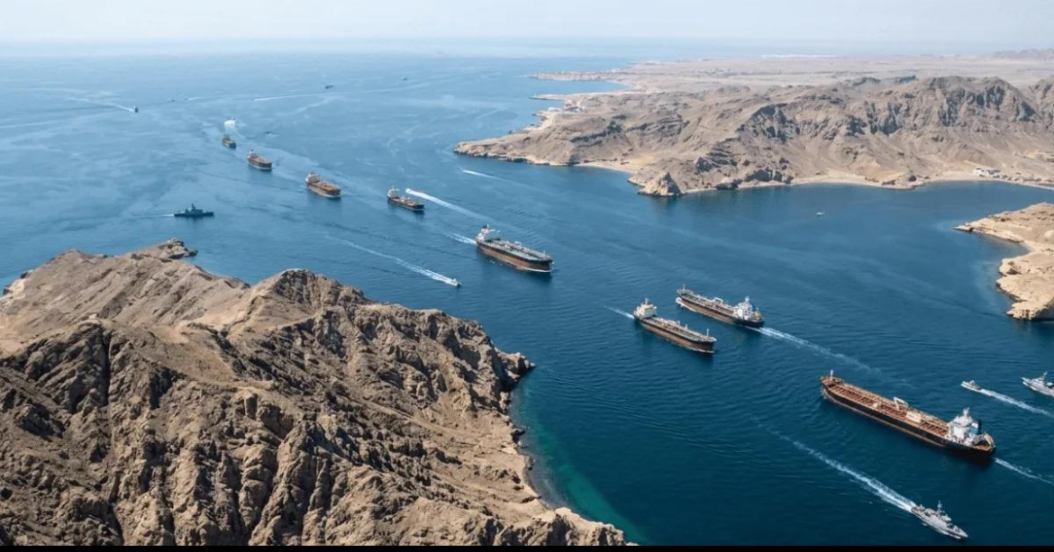 العراق ينجح في نقل مليوني برميل من النفط عبر مضيق هرمز