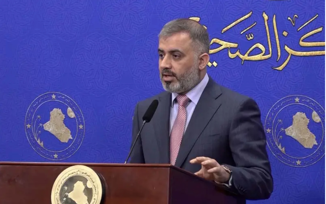 الكلابي: الحكومة تتخذ إجراءات لمعالجة الأزمة المالية ورفض مقترح صرف الرواتب كل 45 يوماً