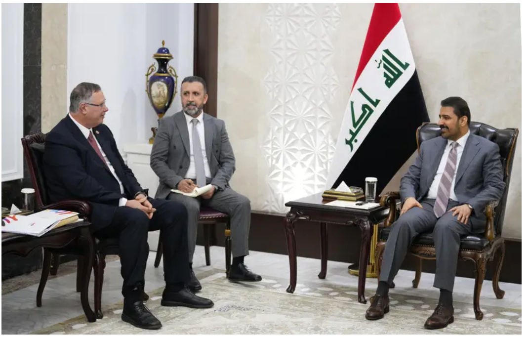 الزيدي يؤكد أهمية استثمار الغاز المصاحب ويبحث مع توتال إنرجيز وكونوكو فيليبس زيادة الانتاج