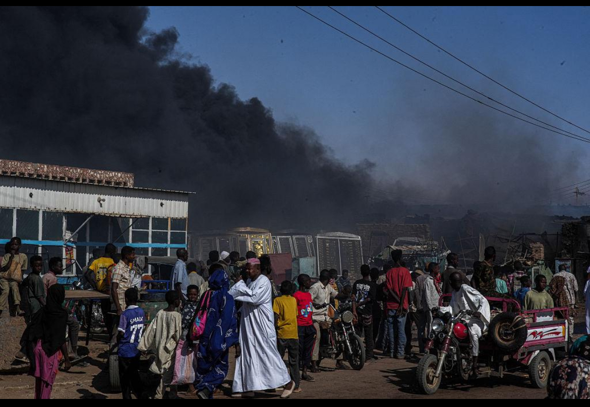 مأساة جديدة في السودان.. أكثر من 150 قتيلاً جراء هجوم بطائرة مسيّرة على سوق